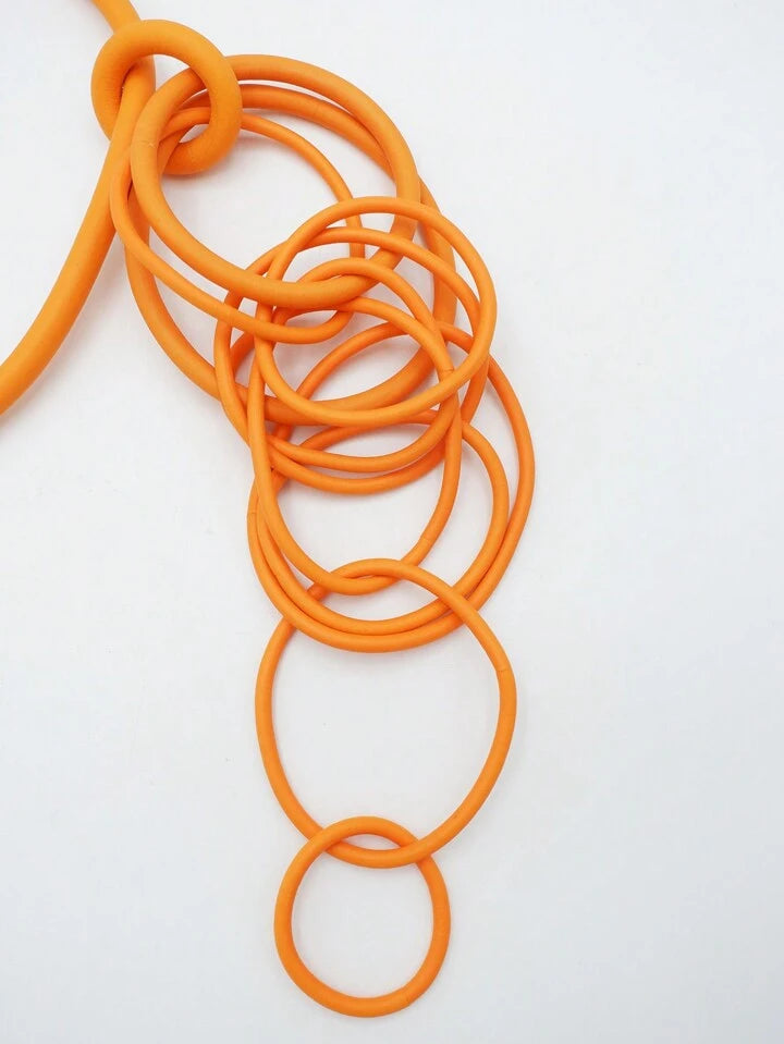 Collier orange en caoutchouc